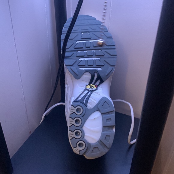 Nike air max plus tn worn lightly clean for the time I’ve had them - Picture 2 of 6